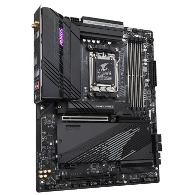   GIGABYTE B650 AORUS PRO AX -  3