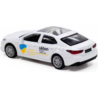  Techno Drive Toyota Camry Uklon () (250291) -  3