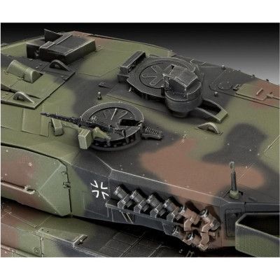   Revell   2 A6M+  5  1:35 (RVL-03342) -  4