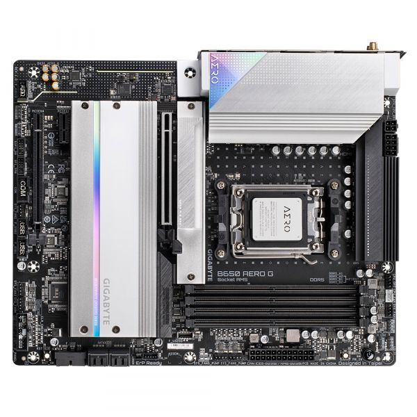   GIGABYTE B650 AERO G -  3