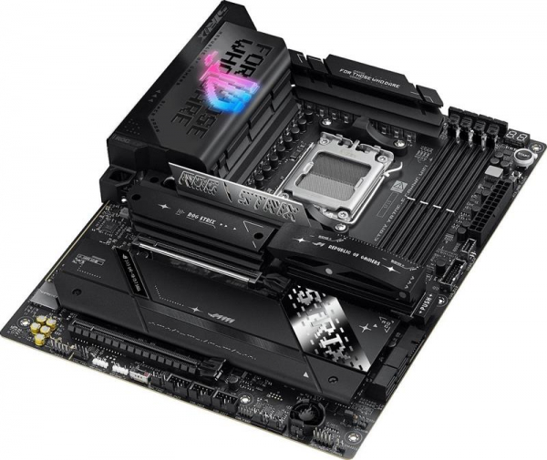   Asus ROG Strix X870E-E Gaming WiFi Socket AM5 -  8