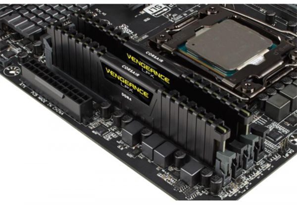   DDR4 2x32GB/3600 Corsair Vengeance LPX Black (CMK64GX4M2D3600C18) -  6