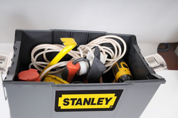    Stanley "3  1",  , 47.528.463 1-70-326 -  8