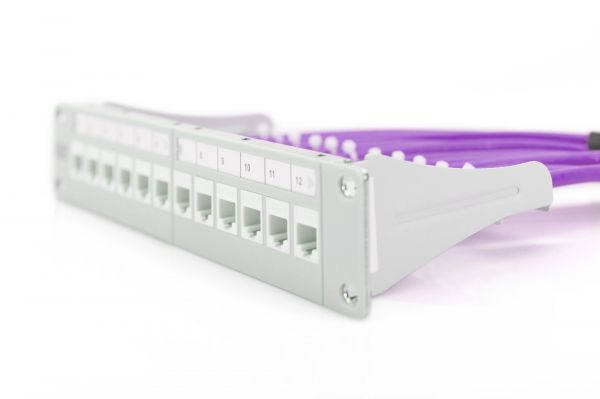  DIGITUS CAT 6 U-UTP, 100m, AWG 23/1, LSZH-1,  DK-1613-VH-1 -  4