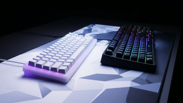 Cherry Xtrfy  K5 68 keys Kailh Red Hot-swap RGB White K5-RGB-CPT-TPWHITE-R-UKR -  5