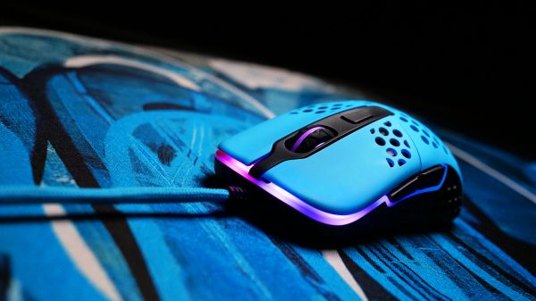 Cherry Xtrfy   M42 RGB USB Miami Blue XG-M42-RGB-BLUE -  2