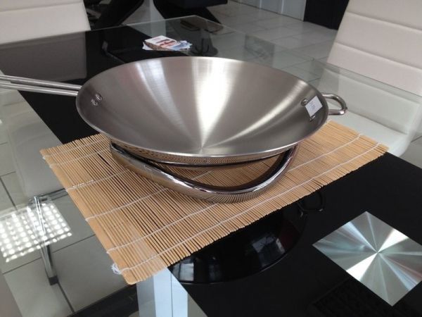   Electrolux - INFI WOK -  9