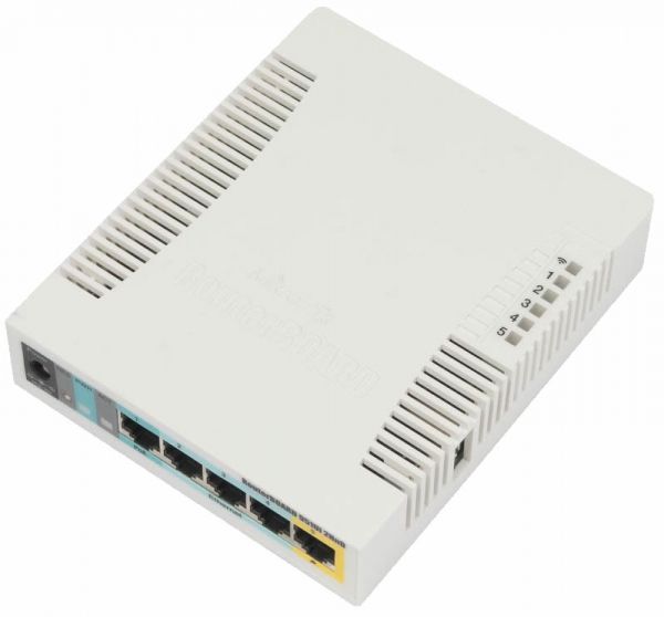  MikroTik RB951Ui-2HND -  1