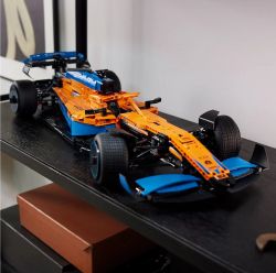  LEGO Technic   McLaren Formula 1 42141 -  2