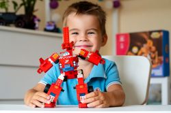 Super Wings - Small Blocks 2-in-1 Buildable Transforming Vehicle Jett,  EU385005 -  8