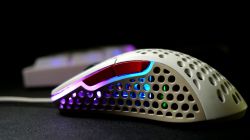 Cherry Xtrfy   M4 RGB USB Retro XG-M4-RGB-RETRO -  5